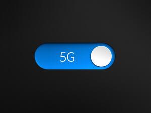 مع الانتشار المبكر لتقنية الجيل الخامس في المناطق الحضرية الكثيفة، تتمثل الخطوة التالية هي تحسين أداء تقنية الجيل الرابع وتوفير تغطية لتقنية الجيل الخامس خارج المدن