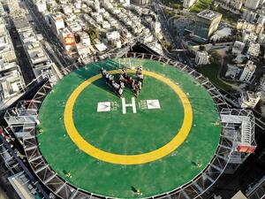 فندق دبليو عمان يختتم عامه الأول