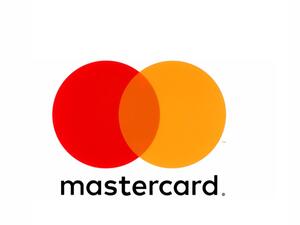 خدمة Apple Pay ستكون متاحة في البداية لحاملي بطاقات ماستركارد مع البنك الأهلي التجاري وبنك الرياض.