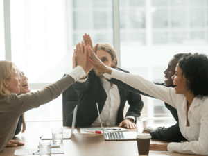 Managers should always strive to positively influence their teams. (Shutterstock)