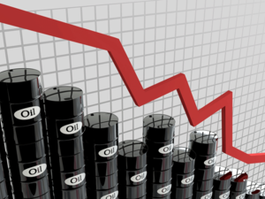 U.S. Crude Oil WTI Futures fell 0.8% to $58.56 by 1:00 AM ET (05:00 GMT). International Brent Oil Futures was down 0.7% to $66.31. (Shutterstock)