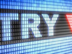 تتوقع وكالة التصنيفات الائتمانية ستاندرد اند بورز غلوبال انخفاض الليرة التركية على نحو مطرد في الأعوام الثلاثة القادمة،