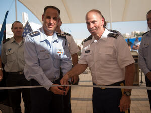 Cutting the ribbon at the new American base. (IDF) 