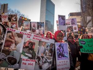 Sudanese Women are urging for an end to the discrimination and harassment endemic under Bashir. (Twitter)