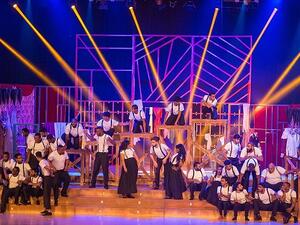 خلال الافتتاح