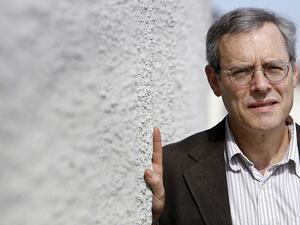 البروفيسور إدوارد  أستاذ علم الأجناس البشرية بكلية وليامز