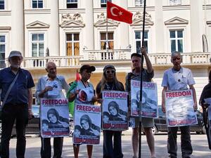 London Vigil Demands Turkish Government Act To Free Turkish Citizen Ebru Ozkan From Israeli Dungeon (Twitter)