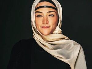 Manal Rostom manirostom, founder of the Facebook group Surviving Hijab (Twitter)