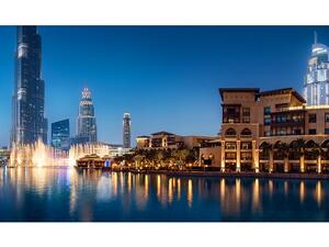 يمكن للضيوف تجنب الطقس الصيفي الحار وتمضية أوقات مفعمة بالترفيه والاسترخاء والأطعمة الشهية في مختلف أرجاء دبي.