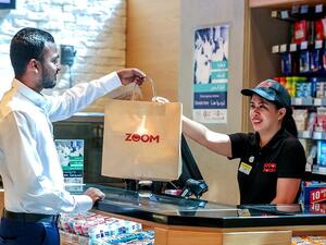تجدر الإشارة إلى أن 10 متاجر ’زووم‘ كانت قد أوقفت استخدام الأكياس البلاستيكية بشكل نهائي.