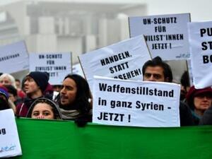 يتظاهرون في برلين للمطالبة بوقف اطلاق النار في سوريا
