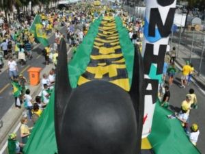 تظاهرة مناهضة لروسيف في ريو دي جانيرو
