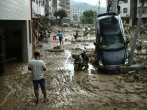 عاصفة استوائية تخلف 69 قتيلا في الصين