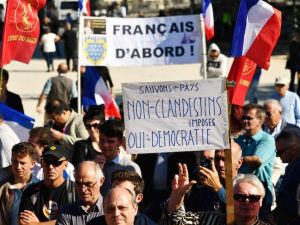 تظاهرات في فرنسا رفضاً لاستقبال مهاجرين