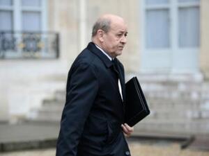 وزير الدفاع الفرنسي جان ايف لودريان
