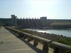 تخوّف في ريف الرقة من تفجير سدّ الفرات