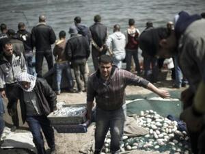 اسرائيل توسع منطقة صيد الاسماك المسموح بها في غزة

