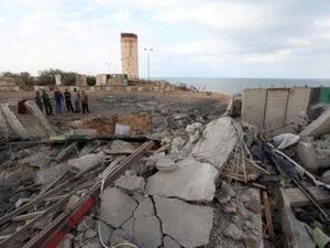 مبان مدمرة بسبب ضربات جوية إسرائيلية على قطاع غزة يوم الأربعاء
