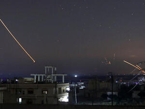 صورايخ ايران تشعل سماء الجولان