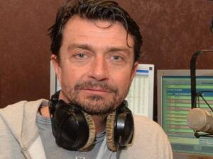 المذيع البريطاني غافين فورد 
