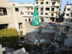 شجرة عيد الميلاد في حي الحميدية في مدينة حمص السورية
