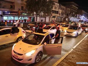 مروحيات عسكرية عراقية تحلق في سماء بغداد خلال عرض عسكري

