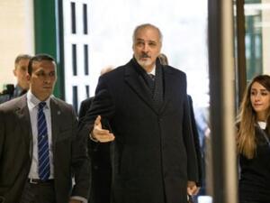 مندوب سوريا الى الامم المتحدة بشار الجعفري في مقر الامم المتحدة في جنيف حيث يرأس وفد الحكوكة السورية الى المفاوضات


