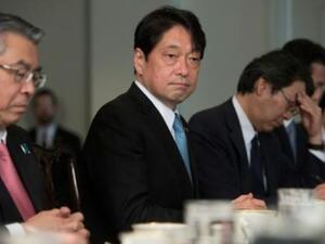 وزير الدفاع الياباني ايتسونوري اونوديرا