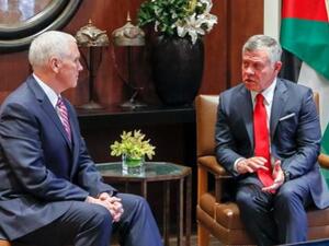 بنس يقول إنه والعاهل الأردني "اتفقا على الاختلاف" بشأن القدس