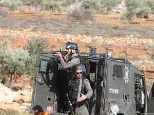 اعتقال ‭20‬ فلسطينيا من قرية قصرة بعد مواجهات مع المستوطنين