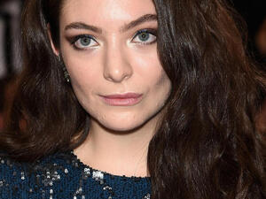 نجمة البوب النيوزيلندية لورد
