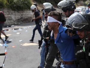 3 شهداء و400 مصاب بيوم الغضب للاقصى وعباس يجمد الاتصالات مع اسرائيل