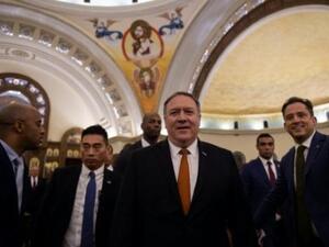 وزير الخارجية الاميركي مايك بومبيو في كاتدرائية ميلاد المسيح في العاصمة الادارية المصرية الجديدة

