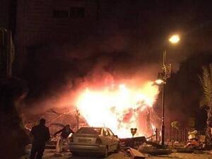 القوات الاسرائيلية تصادر وتحرق شركة صرافة في رام الله