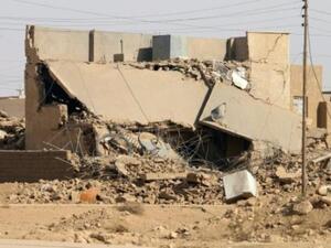 مبنى مدمر في راوة في 18 تشرين الثاني/نوفمبر بعدما استعادتها القوات العراقية من ايدي الجهاديين.

