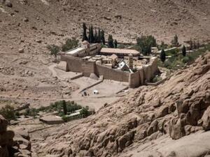 دير سانت كاثرين في جنوب سيناء
