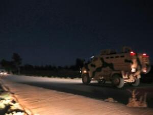 آليات عسكرية تركية قرب سراقب في محافظة إدلب في شمال غرب سوريا
