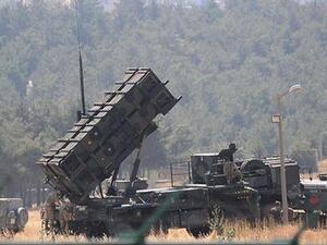 القوات الاميركية تنقل راجمات صواريخ بعيدة المدى إلى جنوب سوريا