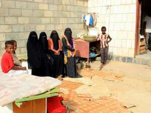 نازحون يمنيون من الحديدة في مخيم في مديرية عبس في محافظة الحجة
