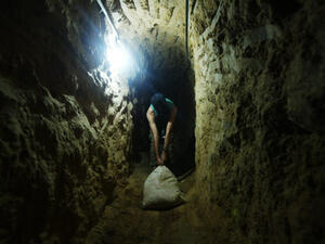 مصر تدمر 67 نفقا مع غزة في شهرين