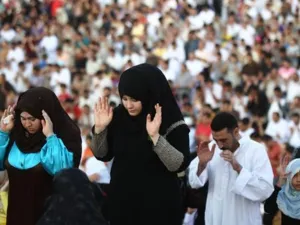 برلمان مصر يعدل الانتخابات الرئاسية