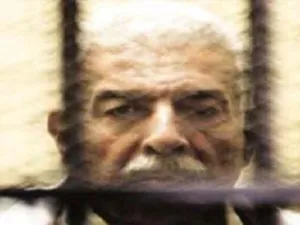 زوجة نظيف الراحلة منى عبد الفتاح وابنيه شريف وخالد استفادوا من الكسب غير المشروع