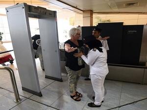 تفتيش في مطار شرم الشيخ