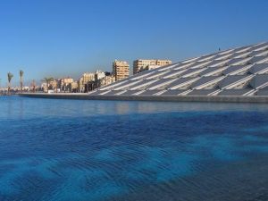 إحباط مخطط لاستهداف سفن بقناة السويس