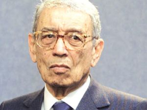 غالي دعا إلى الثقة في خيارات الشعب المصري واحترام حريته