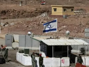 نحو ثلاثة آلاف شخص يمرون عبر الحدود بين اسرائيل وسيناء كل يوم