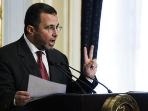 قنديل/ارشيف