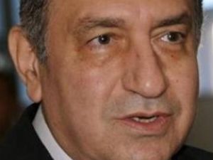 رئيس الوزراء المصري عصام شرف
