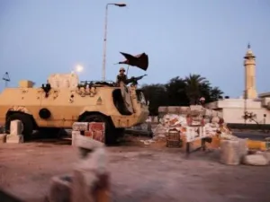 حملة أمنية كبرى على عدة أوكار إجرامية أطراف مدينة العريش