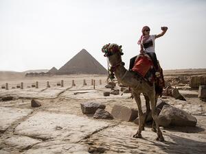 The mobile market witnessed a previous decline in the number of mobile subscribers in March, losing about 1.2 million subscribers. (Shutterstock)